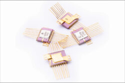 Микросхемы серии 142ЕН и подобные, 16 выводов, с радиатором