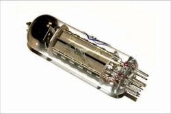 Лампа типа ГУ-17